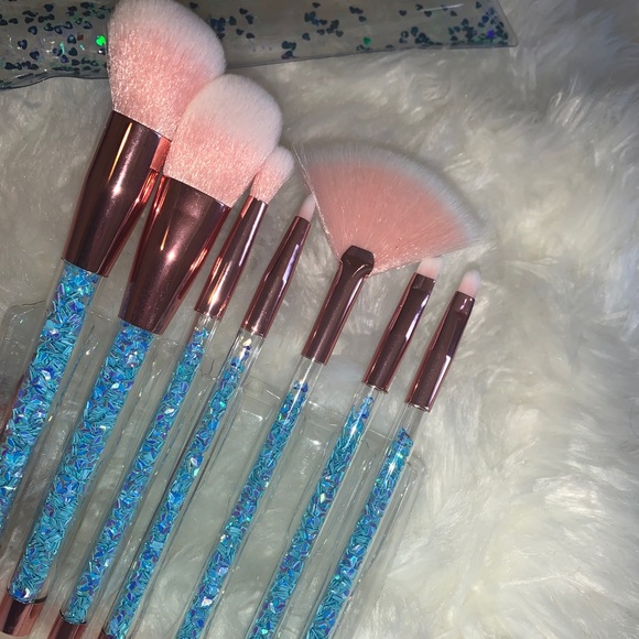 Makeup brushes - Picture 2 of 7